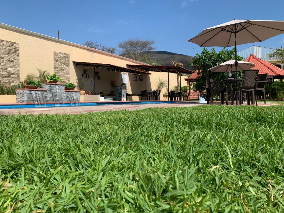 Hotel Y Restaurante Villas Del Sol Jalpan de Serra Eksteriør billede