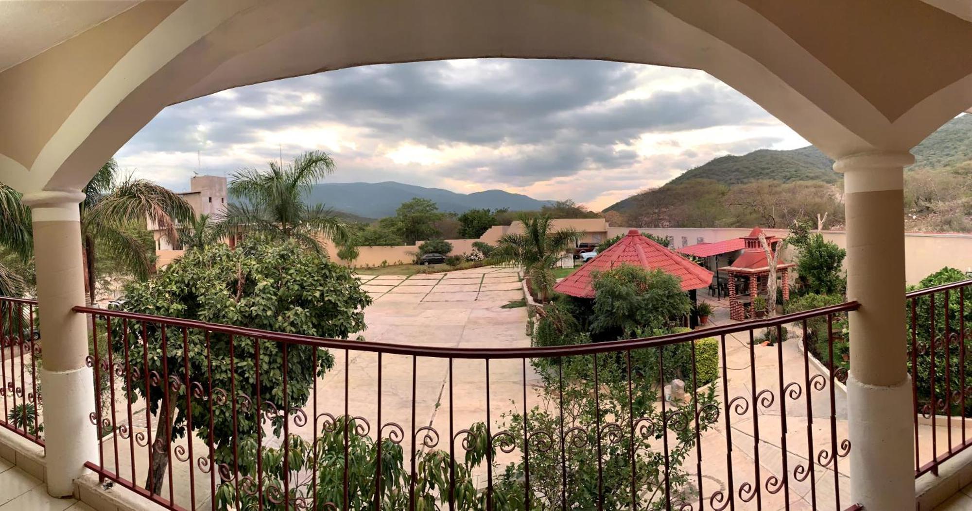 Hotel Y Restaurante Villas Del Sol Jalpan de Serra Eksteriør billede